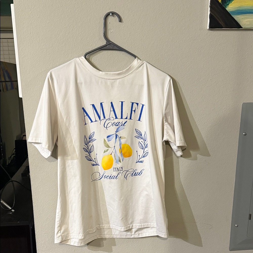 FREE WITH NEXT PURCHASE —-White Amalfi Coast Graphic T-Shirt